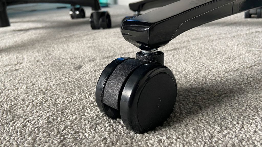 Secretlab caster