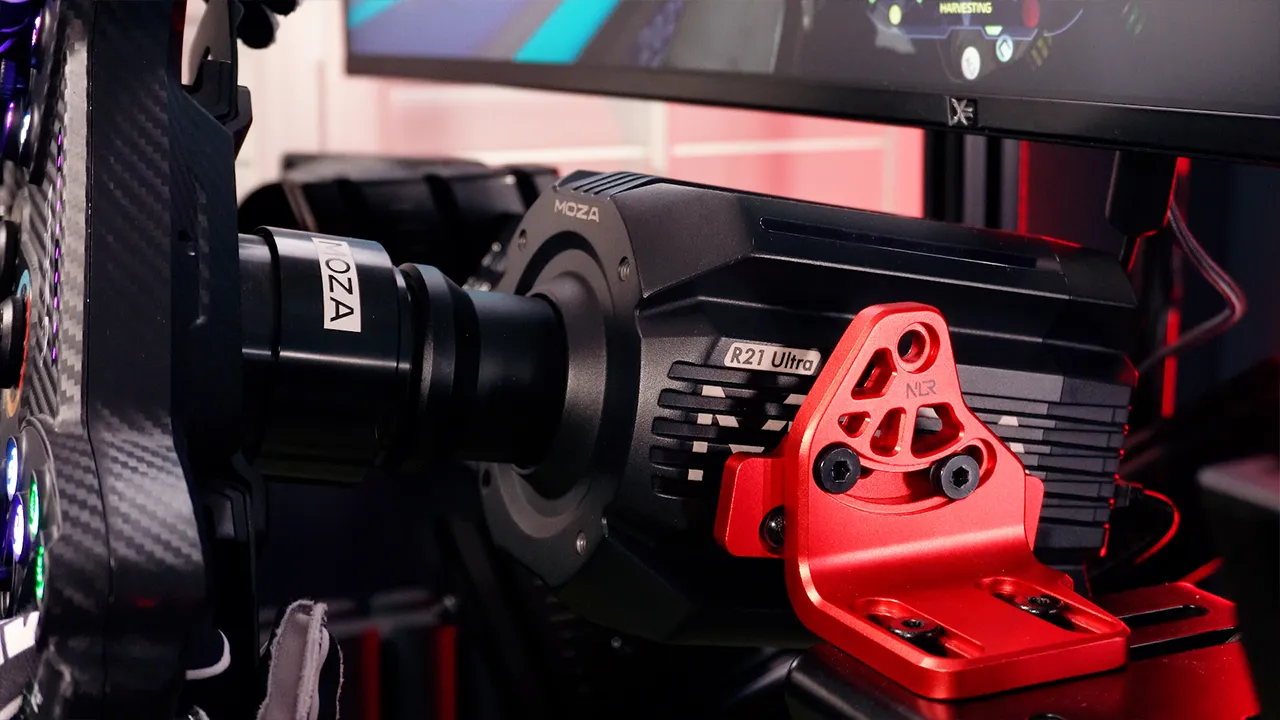 MOZA R21 Ultra sim racing gameplay