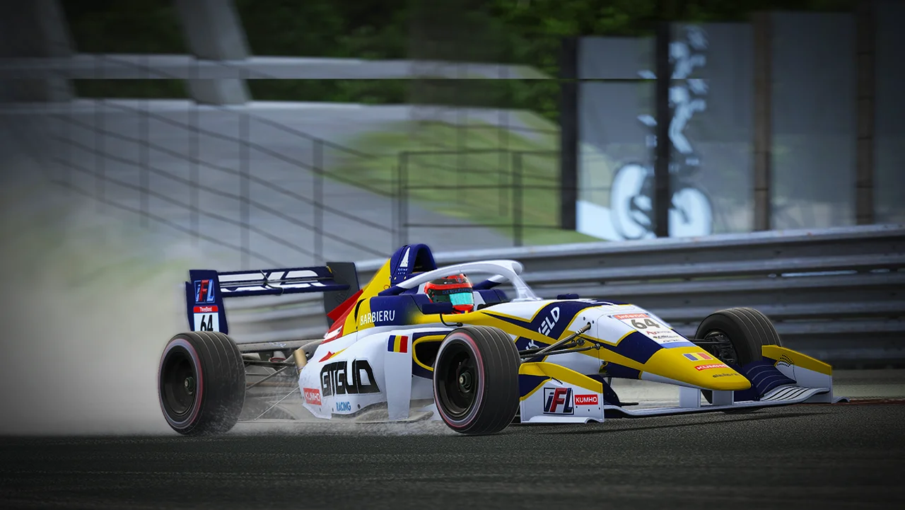 iRacing Formula car driving in the rain